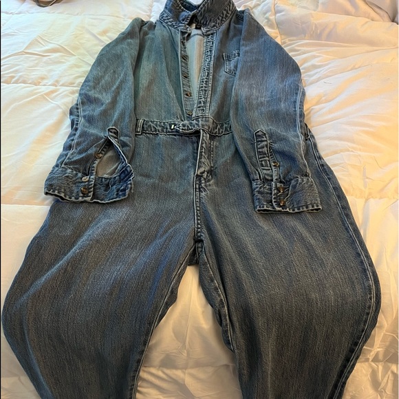 Jean jumpsuit - Picture 1 of 4